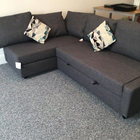 96 High Street Apartment Ryde  Bagian luar foto