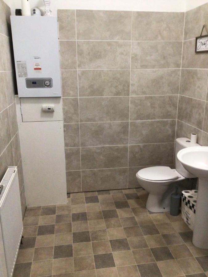 96 High Street Apartment Ryde  Bagian luar foto