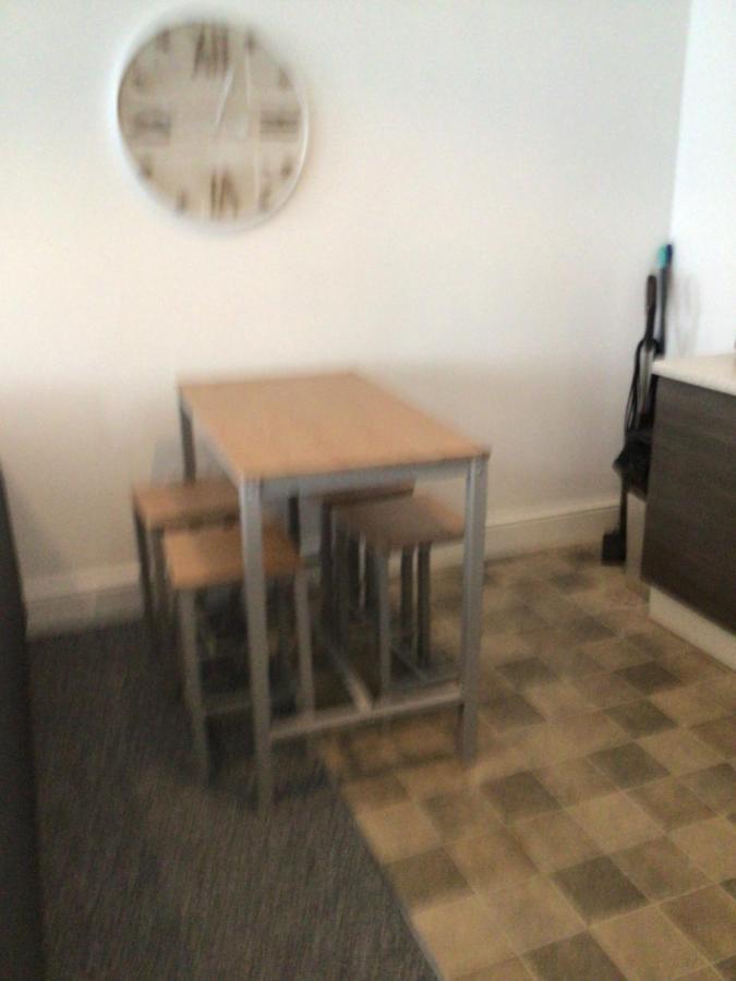 96 High Street Apartment Ryde  Bagian luar foto